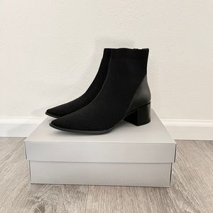 Everlane ReKnit Boss Ankle Boot in Black Heel Size 8 BNIB
